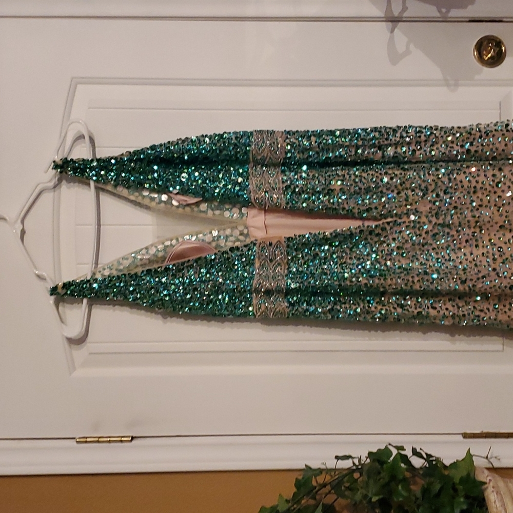bicici green dress & Coty Bicici brand